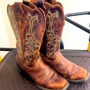 Women’s Justin Boots